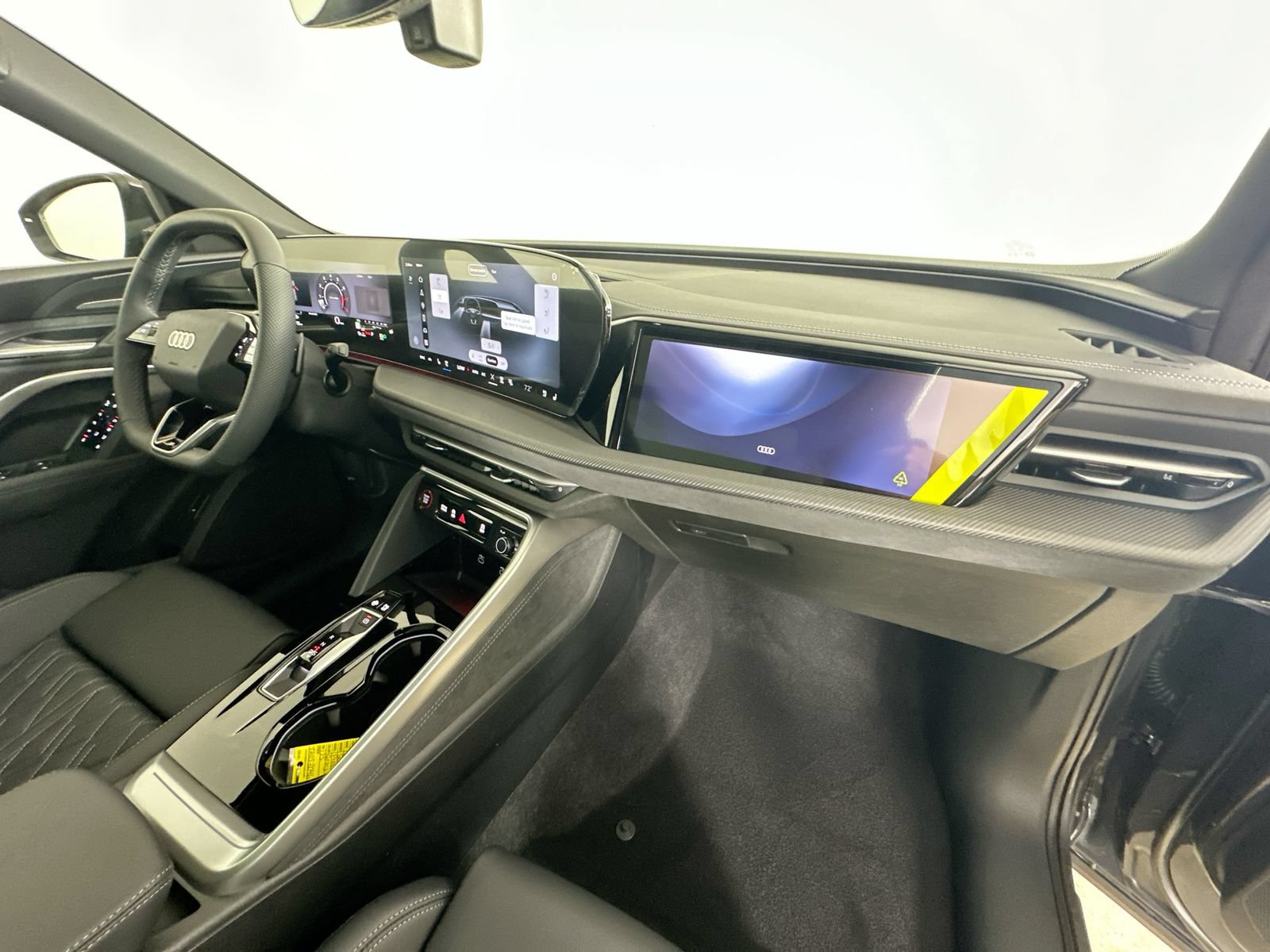 New 2026 Audi SQ5 Prestige AWD/4WD image 45