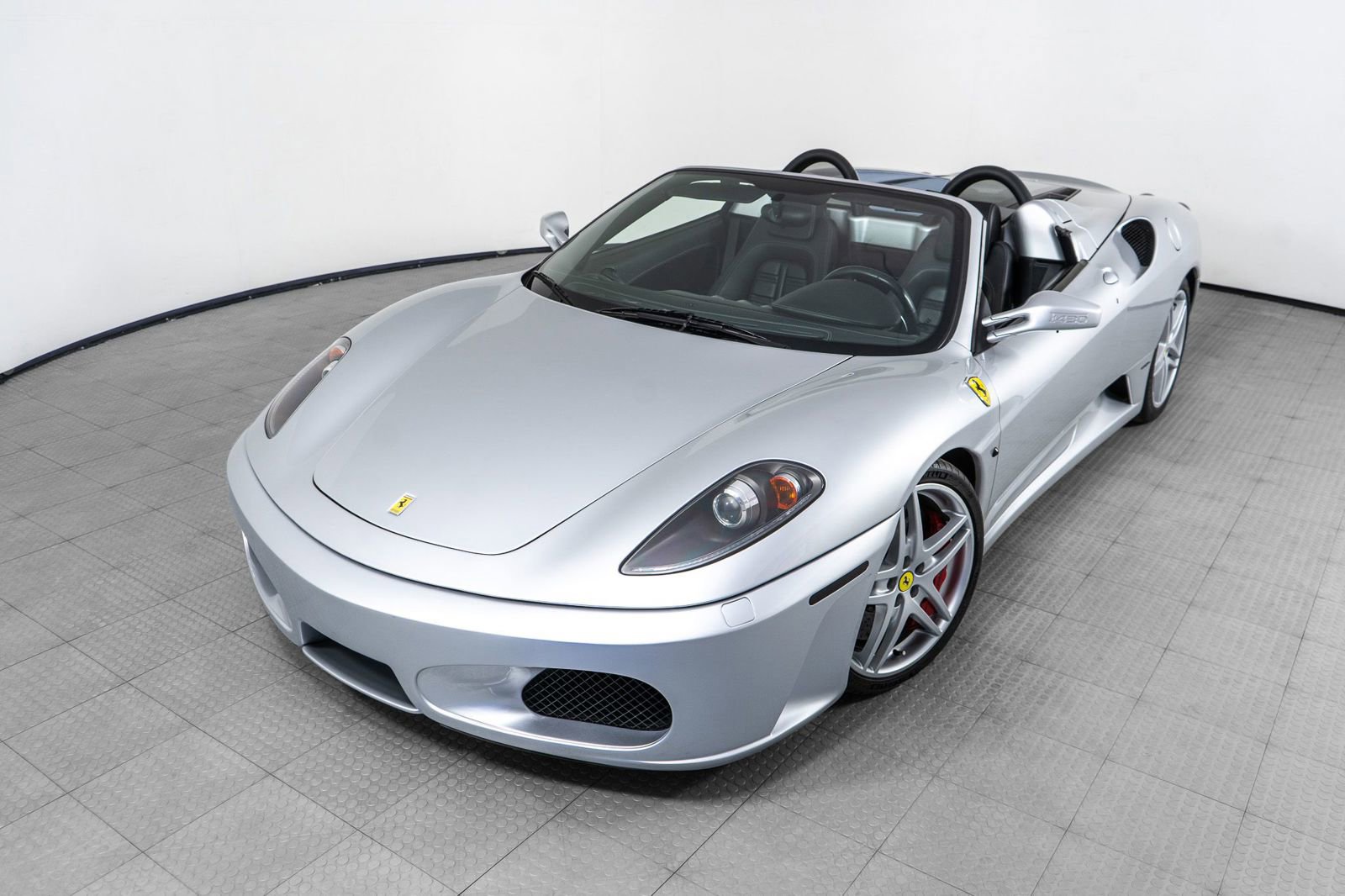 Used 2006 Ferrari F430 Spider image 2