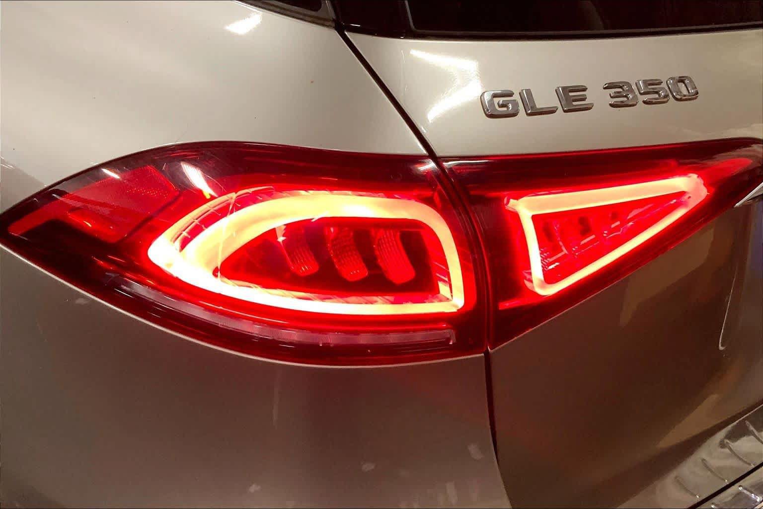 Used 2020 Mercedes-Benz GLE 350 4MATIC image 29