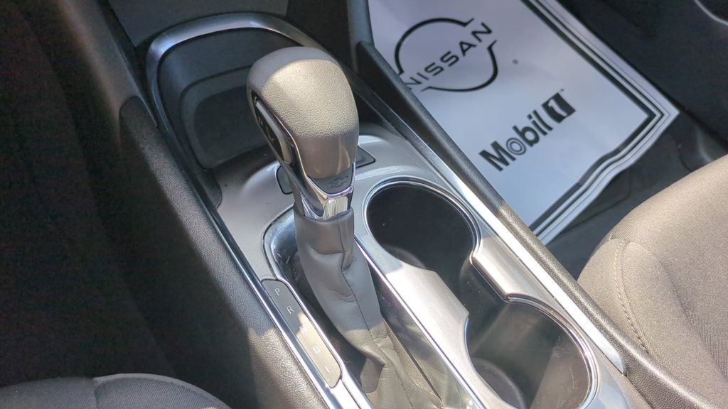 Used 2024 Chevrolet Malibu LT image 17