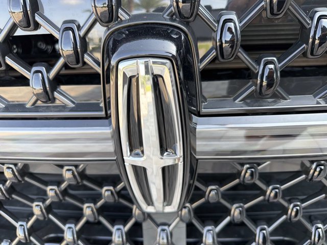 New 2027 Lincoln Navigator L Black Label AWD/4WD image 7