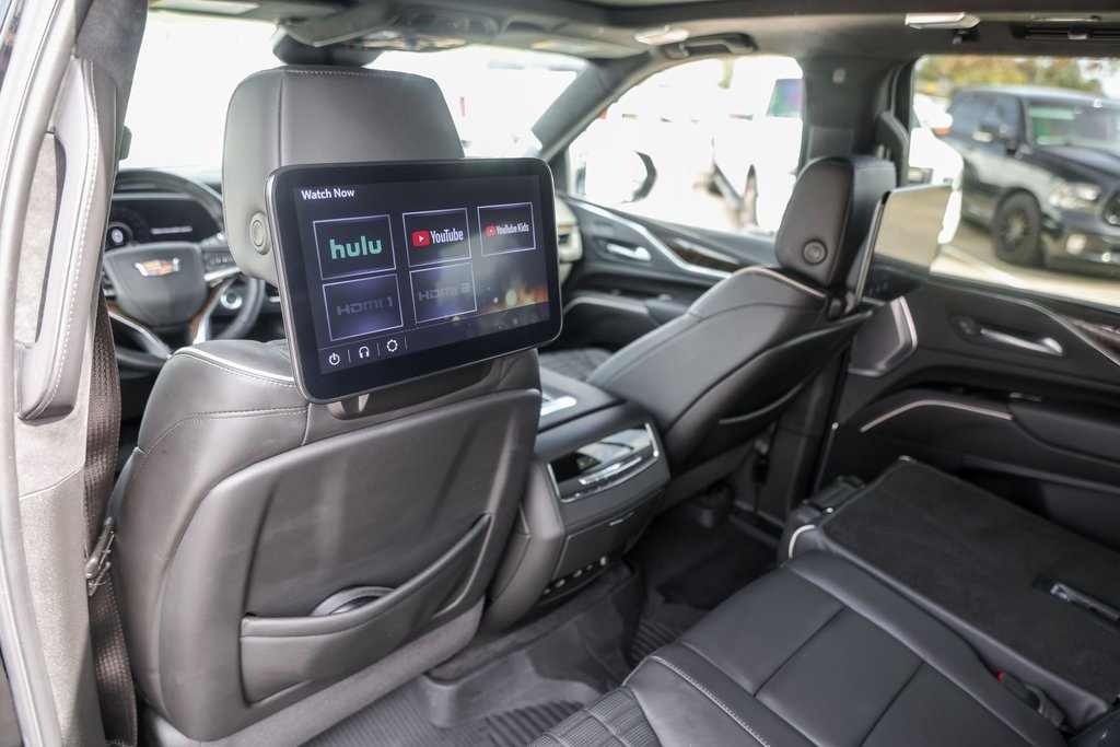 Used 2024 Cadillac Escalade Premium Luxury Platinum image 27