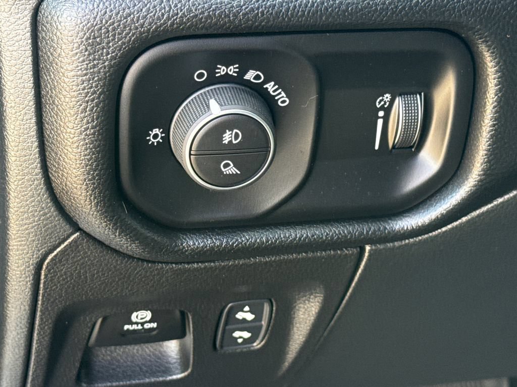 Used 2026 RAM 1500 Lone Star RWD image 21