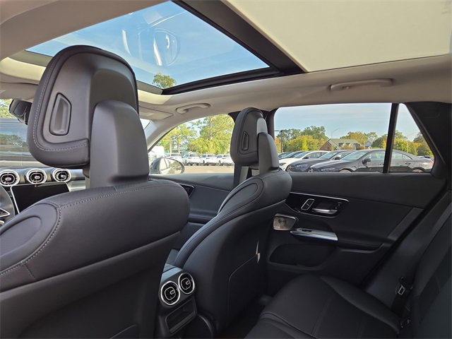 New 2025 Mercedes-Benz GLC 350e 4MATIC image 28