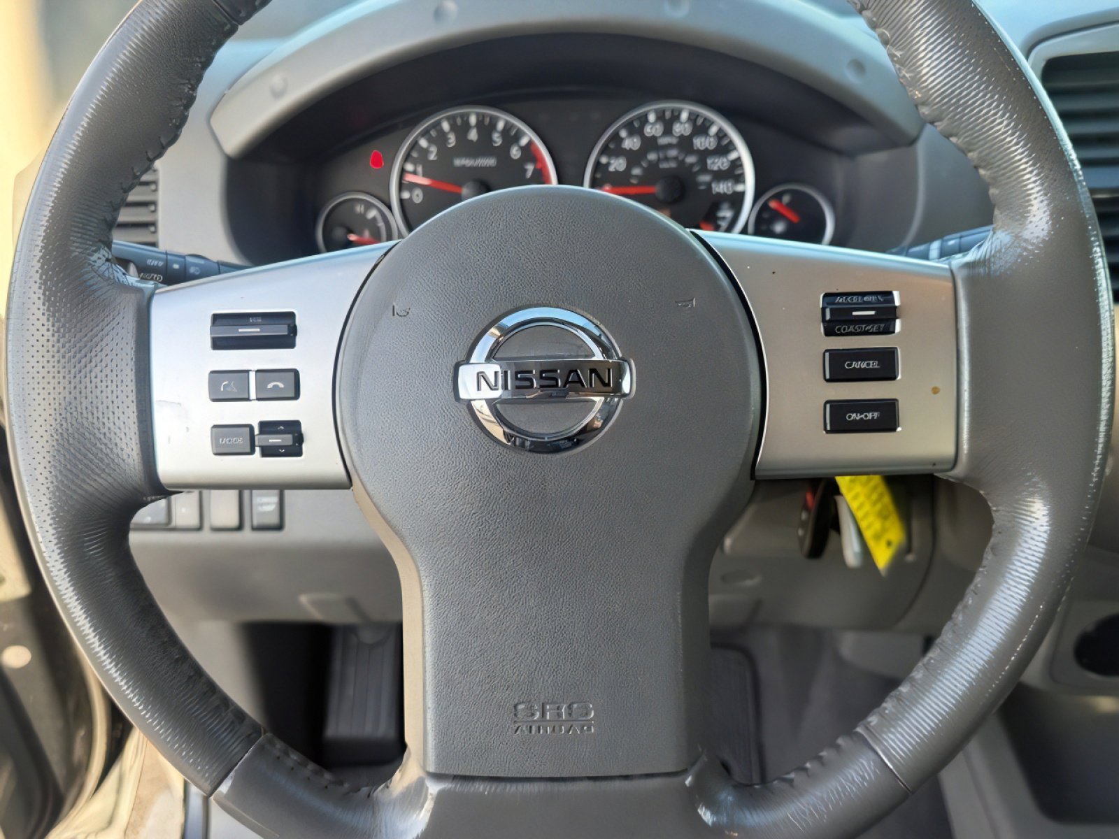 Used 2019 Nissan Frontier SL image 14