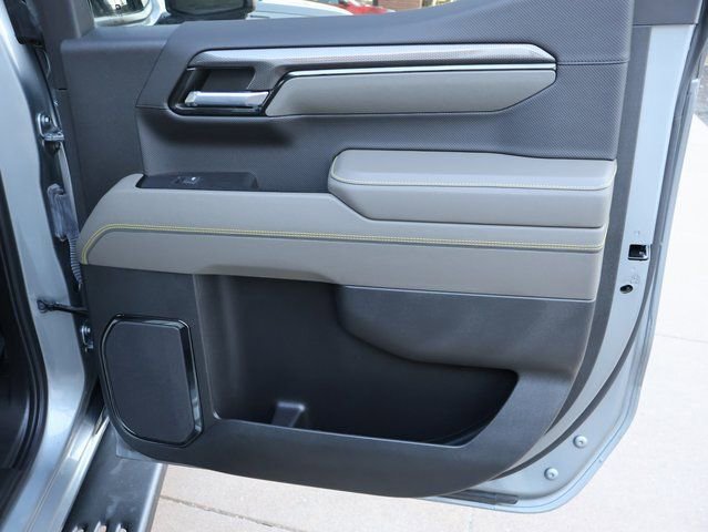 Certified 2023 Chevrolet Silverado 1500 ZR2 w/ Technology Package image 16