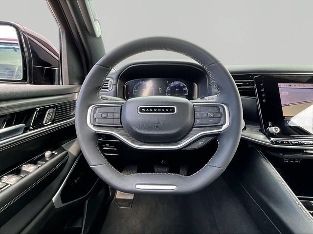 Used 2023 Jeep Wagoneer Series III w/ Premium Group I AWD/4WD image 18