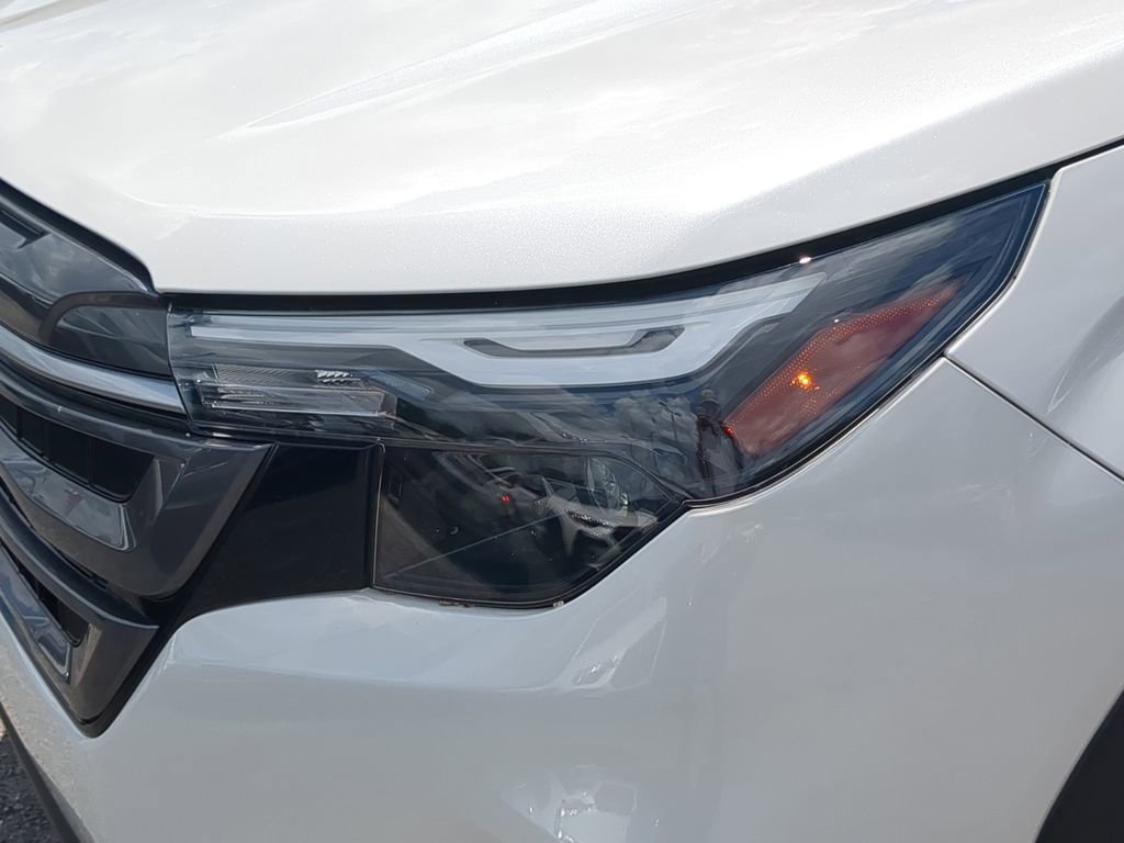Certified 2025 Subaru Forester Premium AWD/4WD image 7