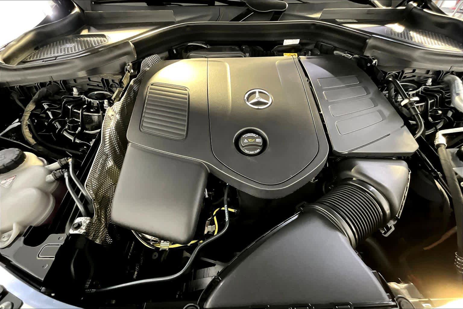 New 2026 Mercedes-Benz GLC 300 4MATIC image 14