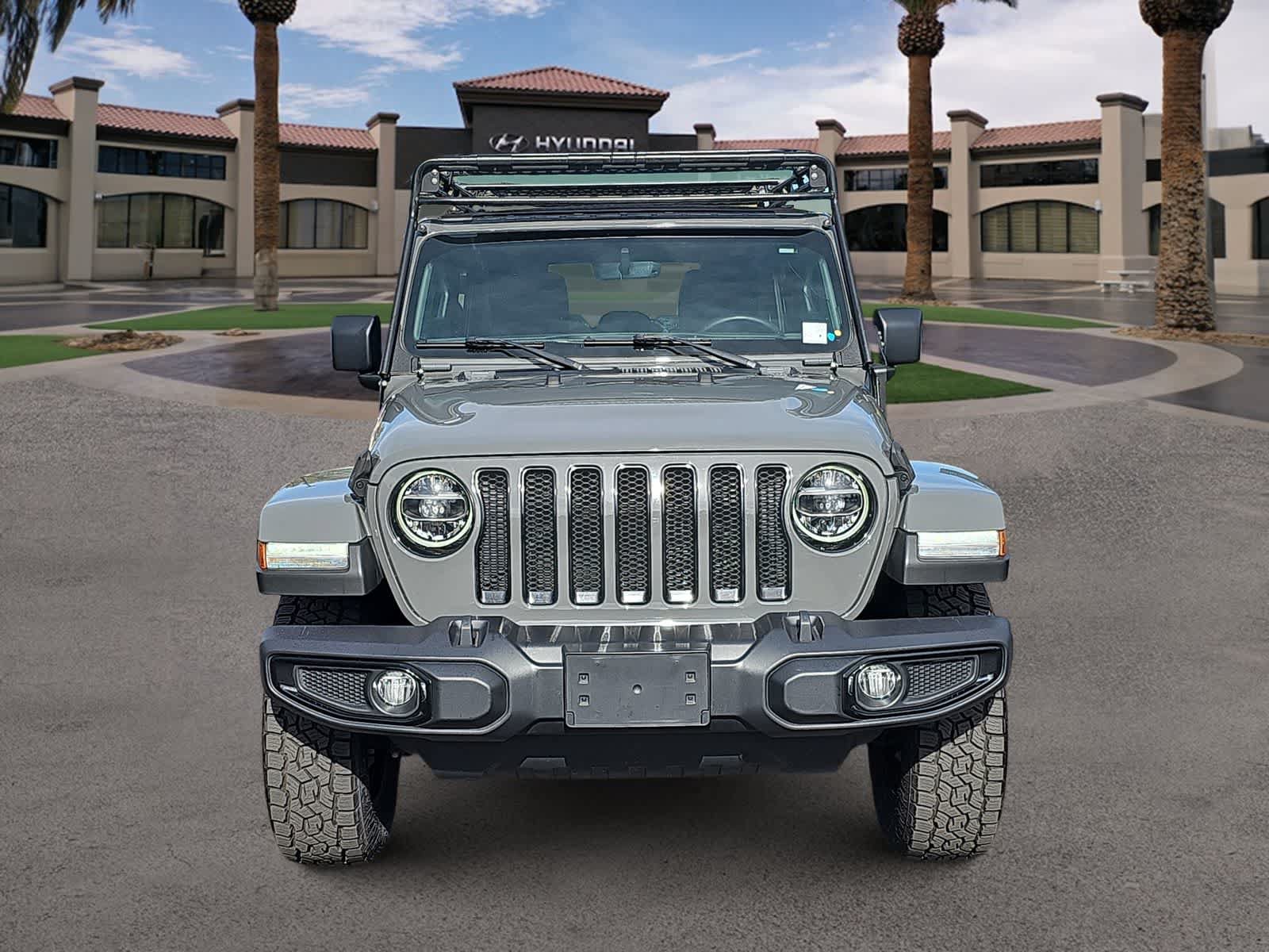 Used 2020 Jeep Wrangler Unlimited Sahara AWD/4WD image 3