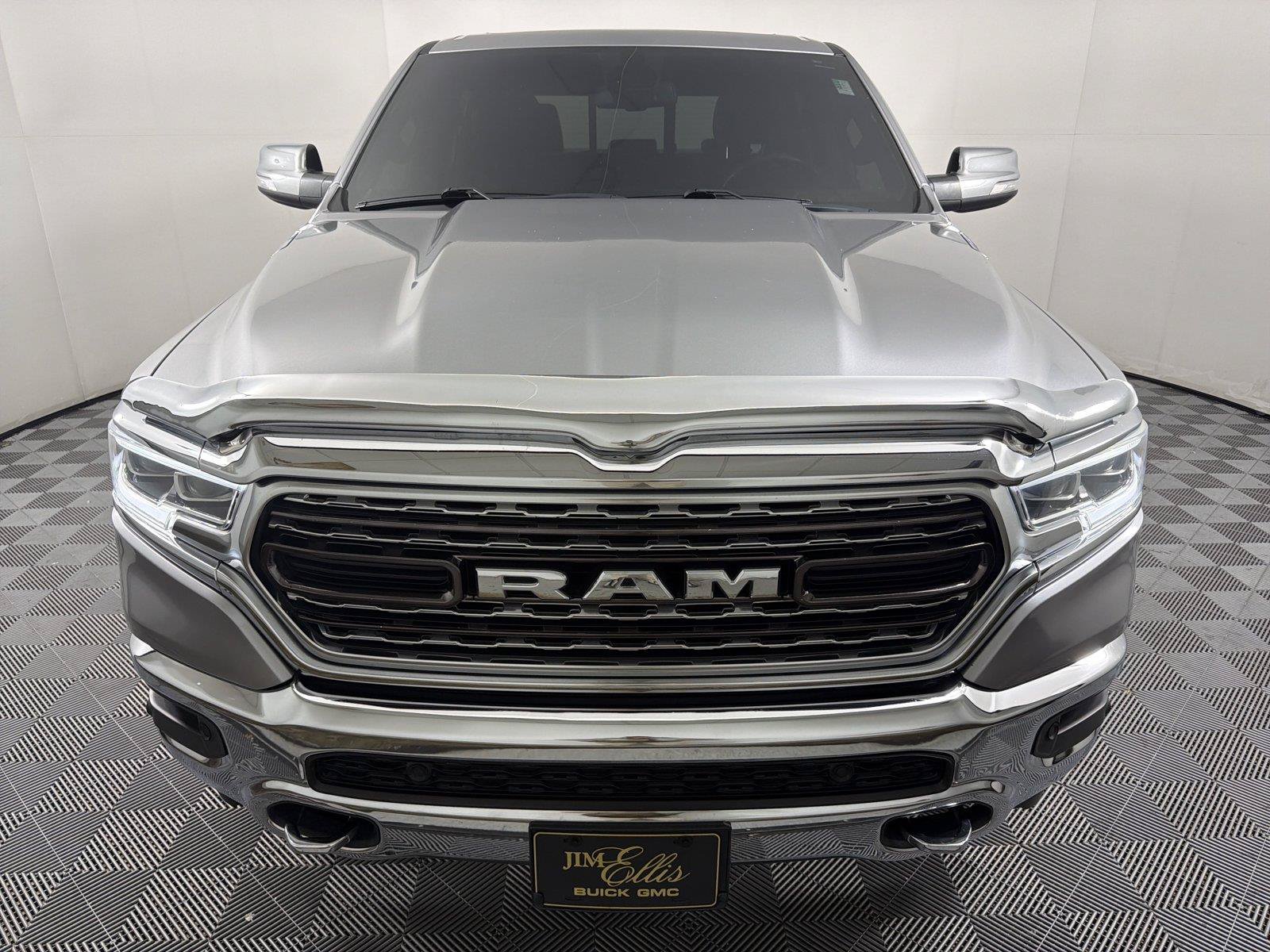 Used 2019 RAM 1500 Limited AWD/4WD image 2