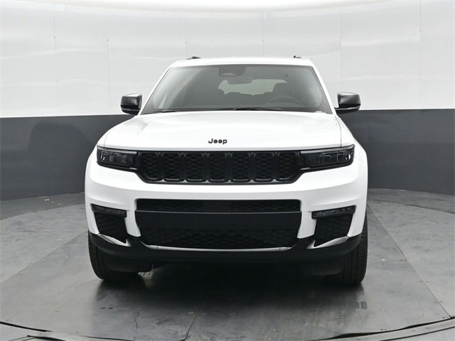 New 2025 Jeep Grand Cherokee L Limited w/ Black Appearance Package image 8