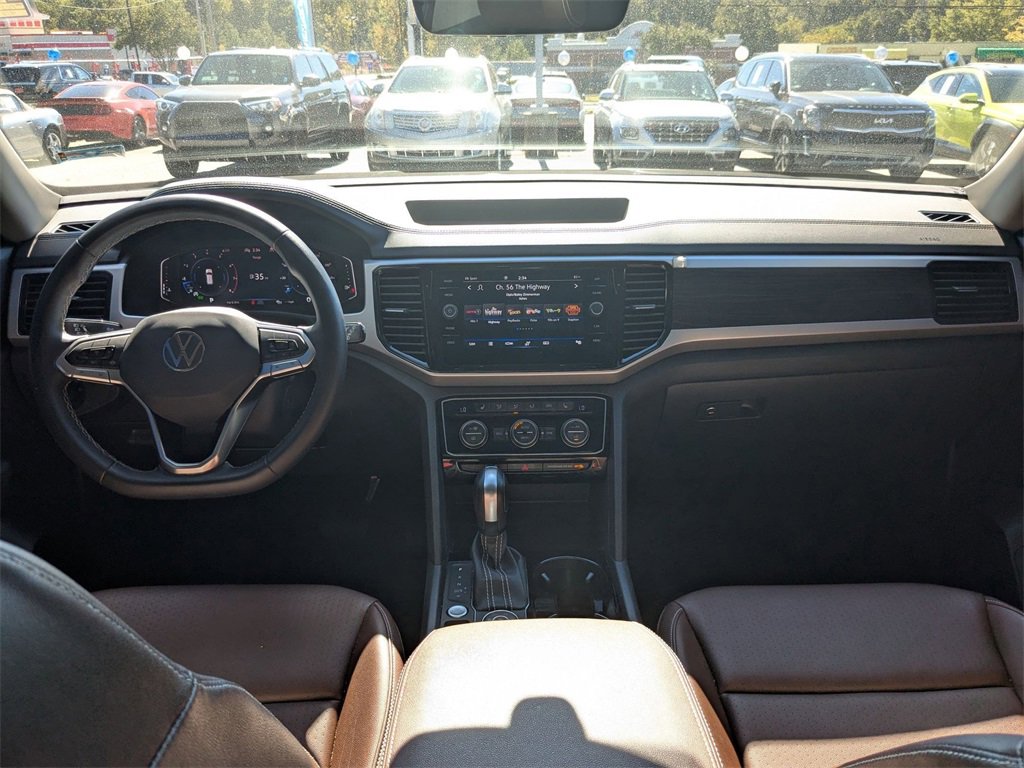 Used 2023 Volkswagen Atlas SE image 18