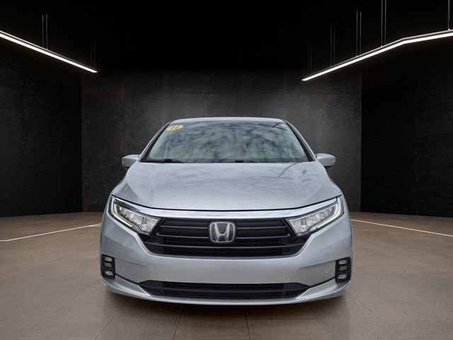 Used 2023 Honda Odyssey Touring image 2