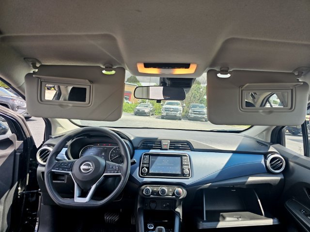 Used 2023 Nissan Versa SV FWD image 17