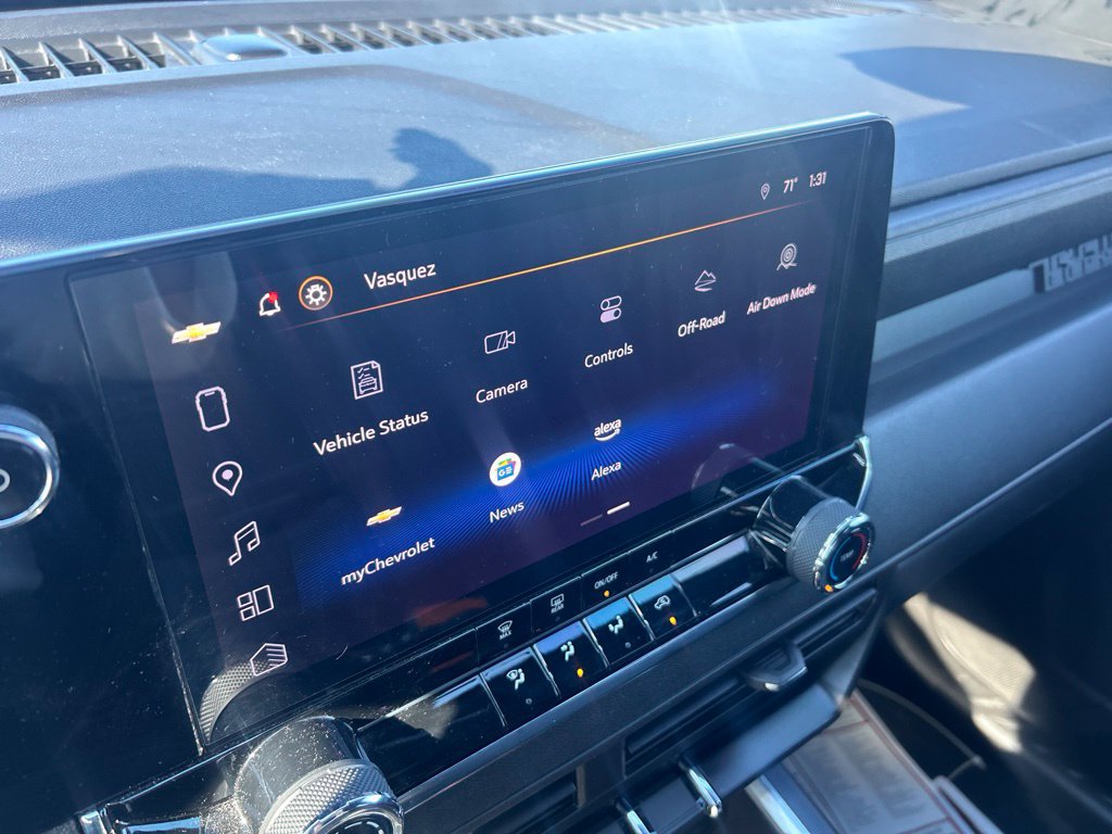 Used 2023 Chevrolet Colorado Trail Boss w/ Advanced Trailering Package AWD/4WD image 15