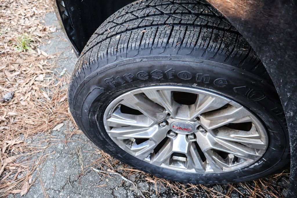 Certified 2024 GMC Yukon Denali image 46