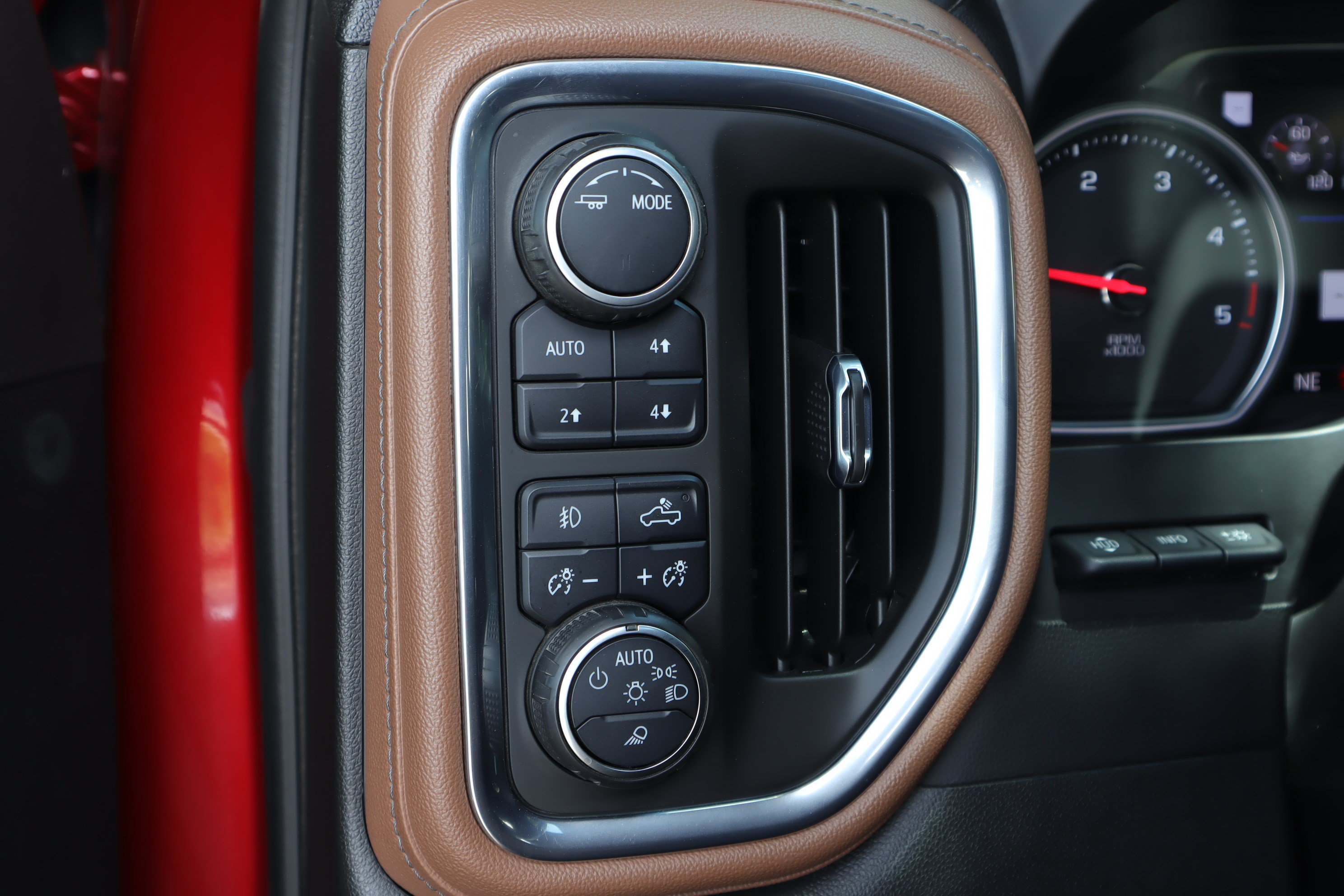 Used 2022 Chevrolet Silverado 3500 High Country AWD/4WD image 24
