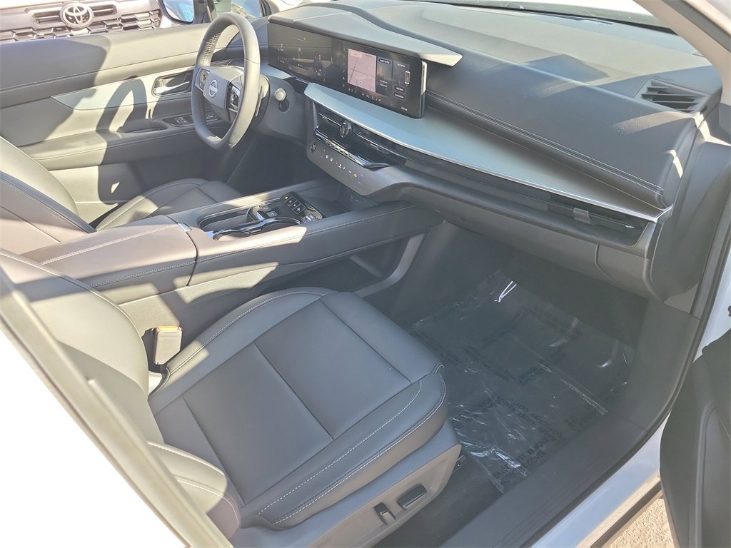 Certified 2025 Nissan Murano SL image 19