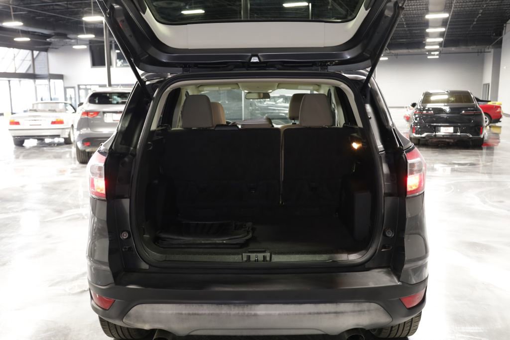 Used 2017 Ford Escape SE w/ SE Cold Weather Package image 27