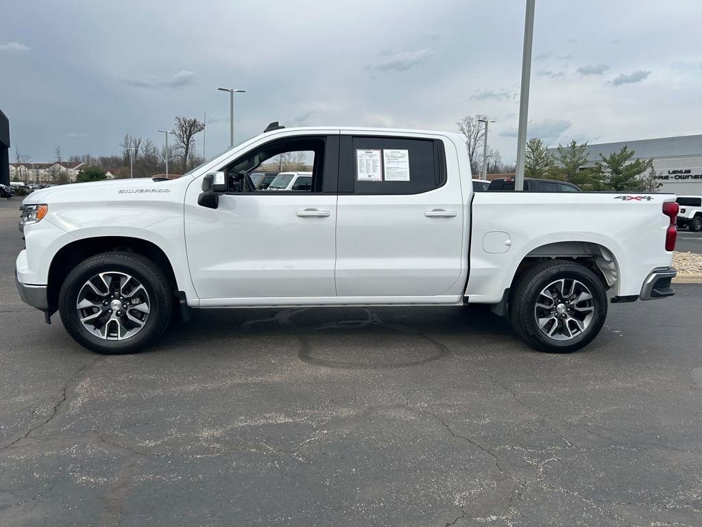 Used 2024 Chevrolet Silverado 1500 LT AWD/4WD image 4