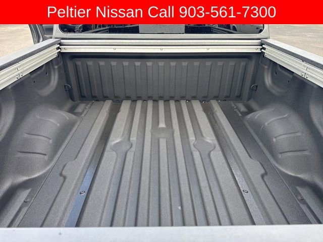 Used 2024 Nissan Titan SV w/ SV Convenience Package image 23