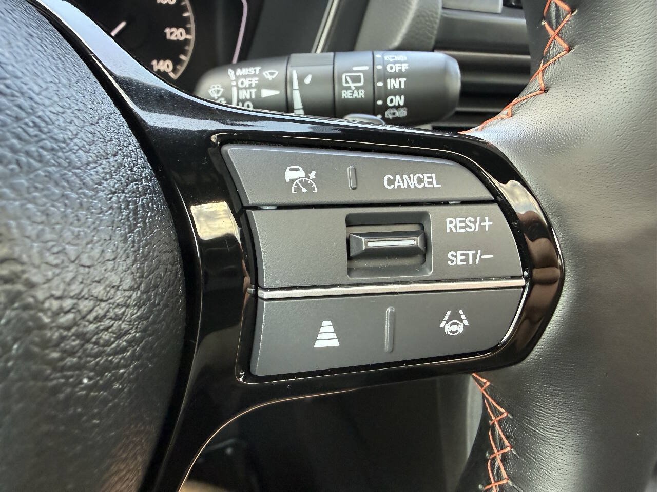 Used 2025 Honda Pilot TrailSport image 38