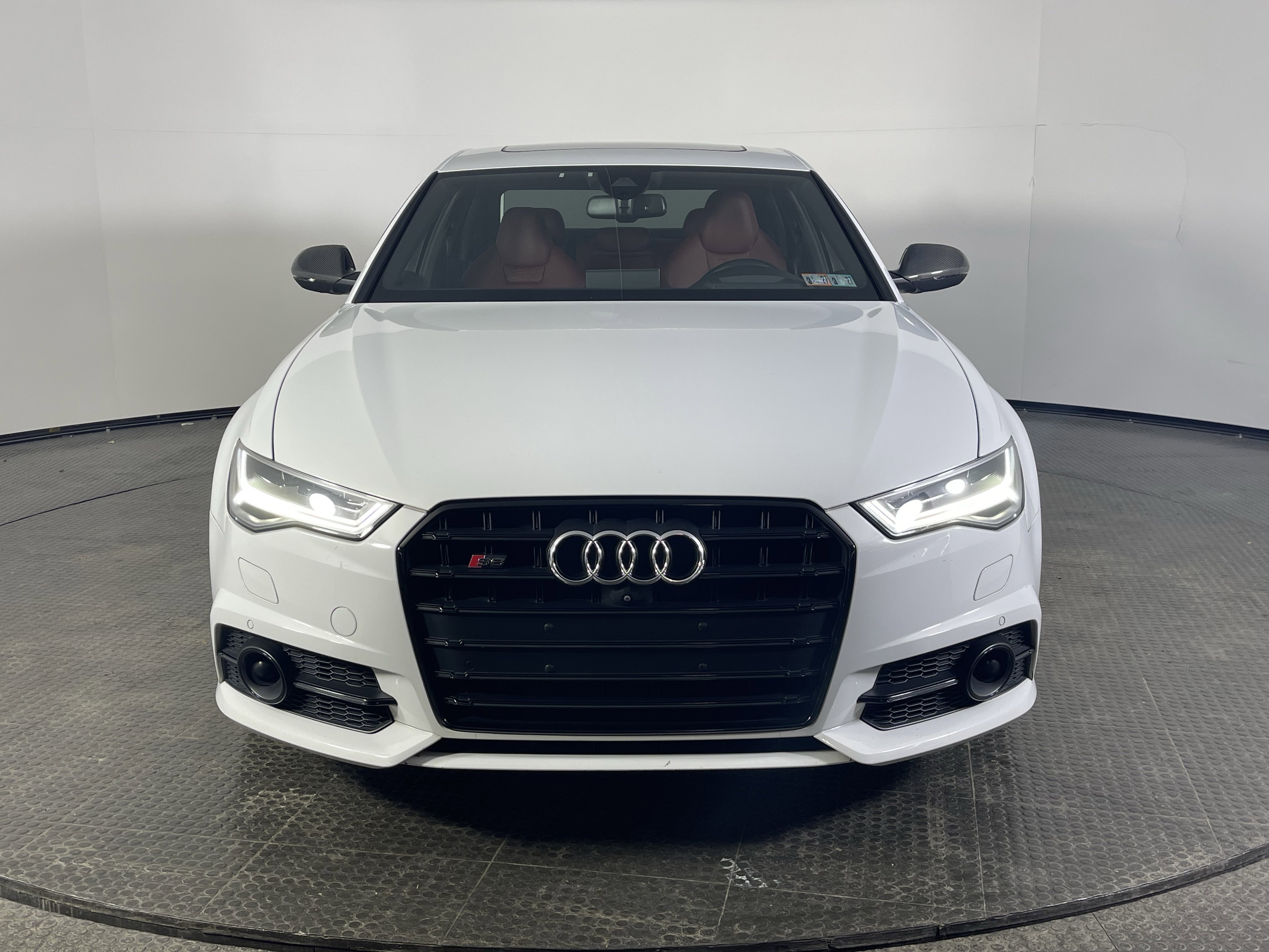 Used 2017 Audi S6 Prestige w/ S6 Sport Package image 3