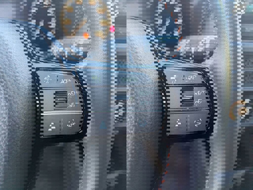 Used 2025 Honda HR-V Sport image 25