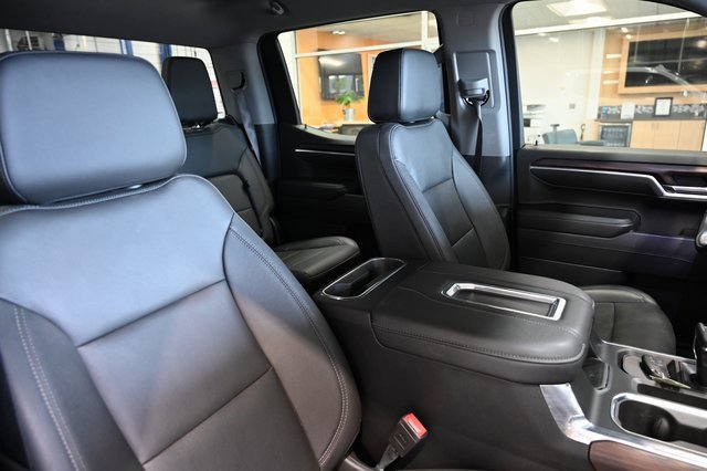 Used 2022 GMC Sierra 1500 SLT w/ SLT Convenience Package image 11