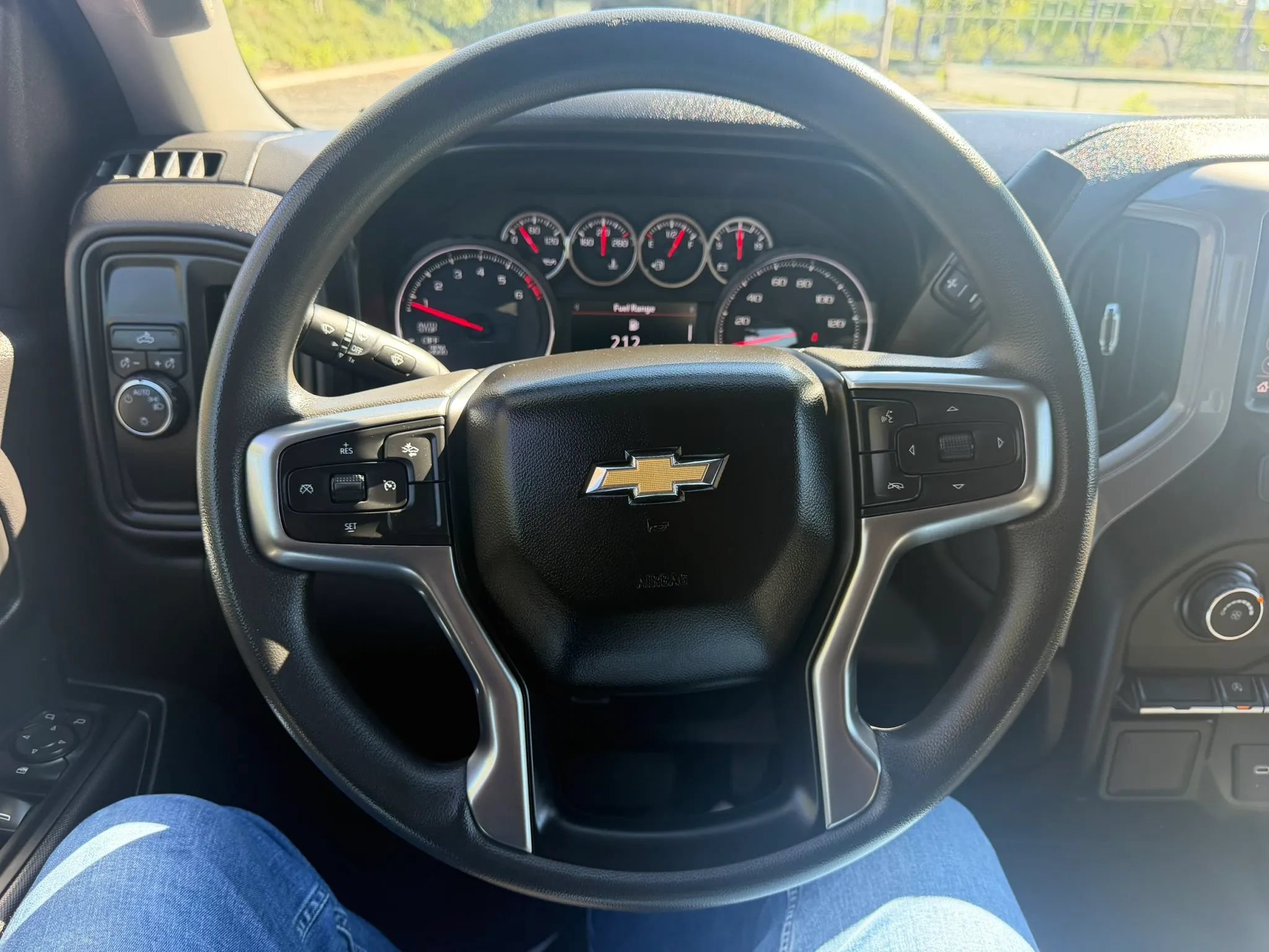 Used 2022 Chevrolet Silverado 1500 Custom w/ Safety Confidence Package RWD image 24