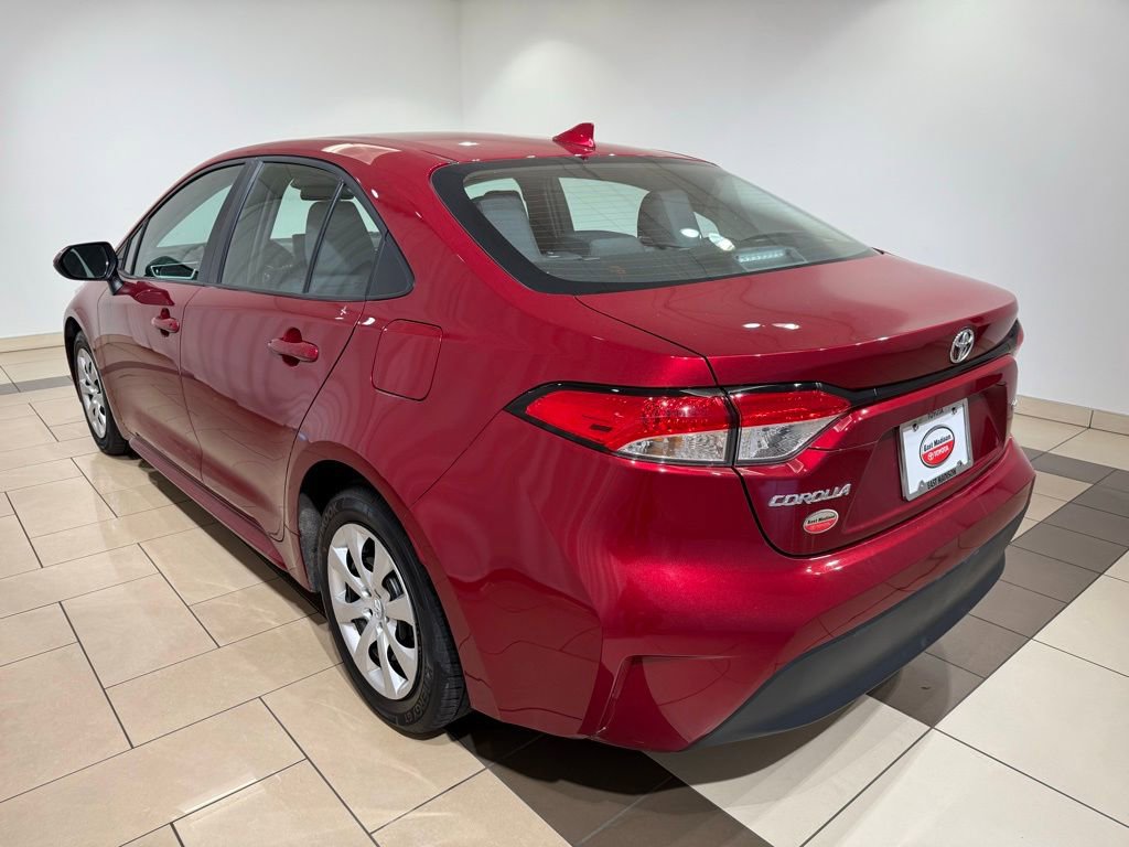 Certified 2025 Toyota Corolla LE image 3
