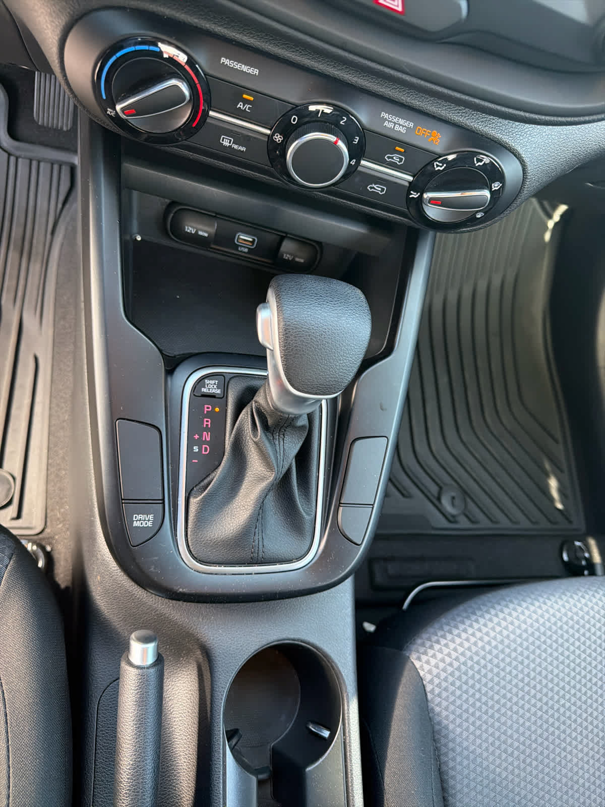 Used 2021 Kia Soul LX FWD image 17