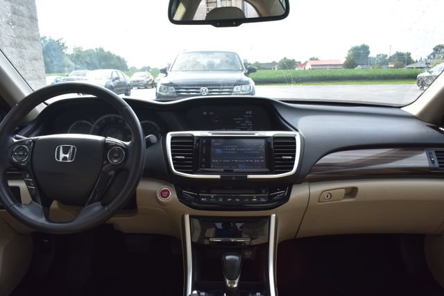 Used 2016 Honda Accord EX-L image 38