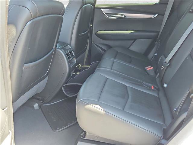 Certified 2024 Cadillac XT5 Luxury FWD image 26