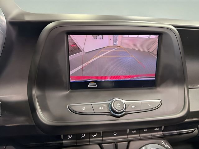 Used 2020 Chevrolet Camaro LT image 25