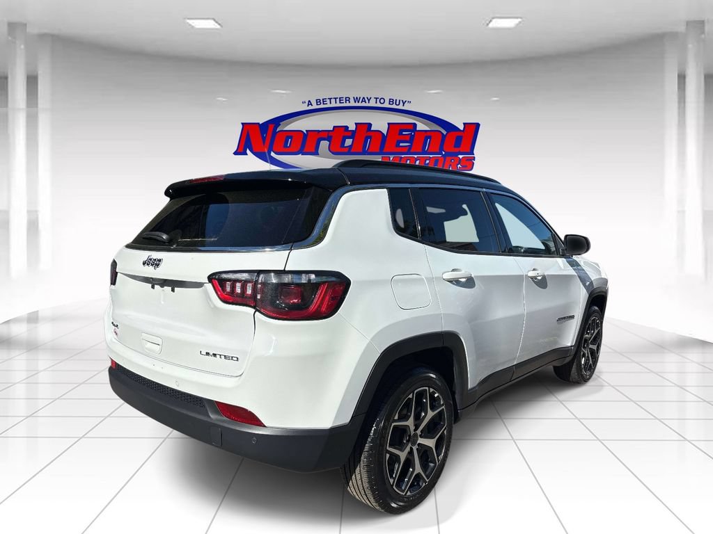 Used 2025 Jeep Compass Limited AWD/4WD image 3