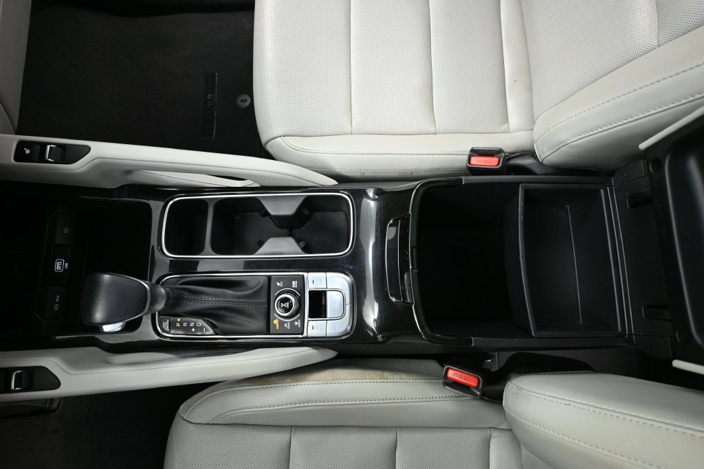 Used 2020 Kia Telluride S w/ S 8 Passenger Seating Package AWD/4WD image 26