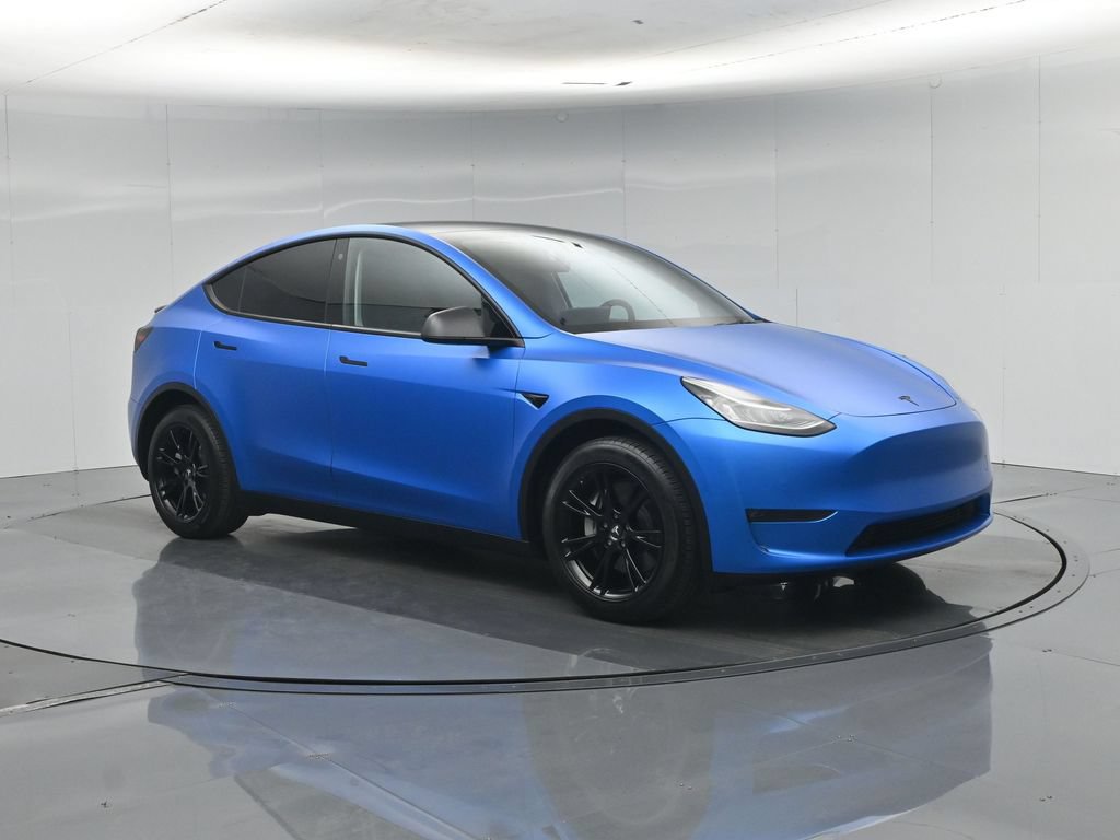 Used 2022 Tesla Model Y Long Range AWD/4WD image 24