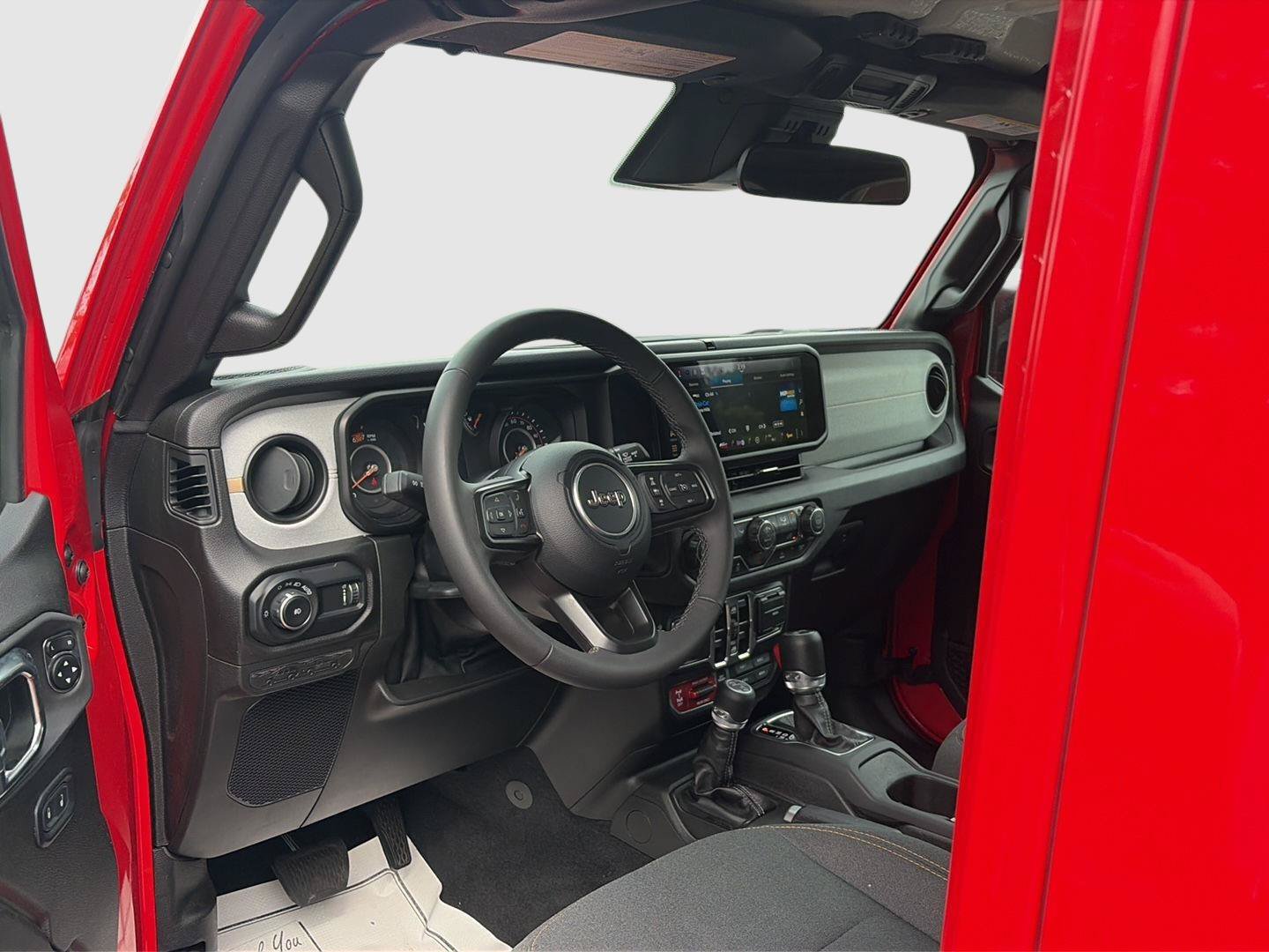 Used 2025 Jeep Wrangler Unlimited Sport AWD/4WD image 11