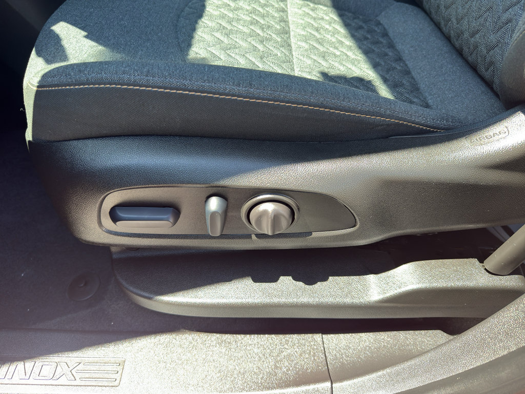 Certified 2024 Chevrolet Equinox LT AWD/4WD image 15