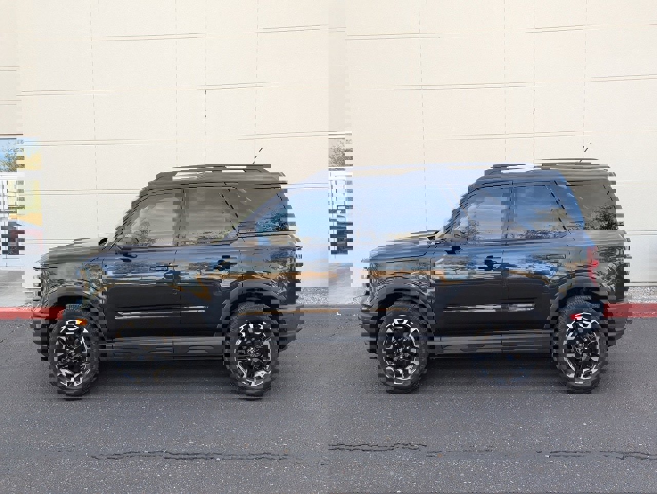 Used 2021 Ford Bronco Sport Outer Banks image 5