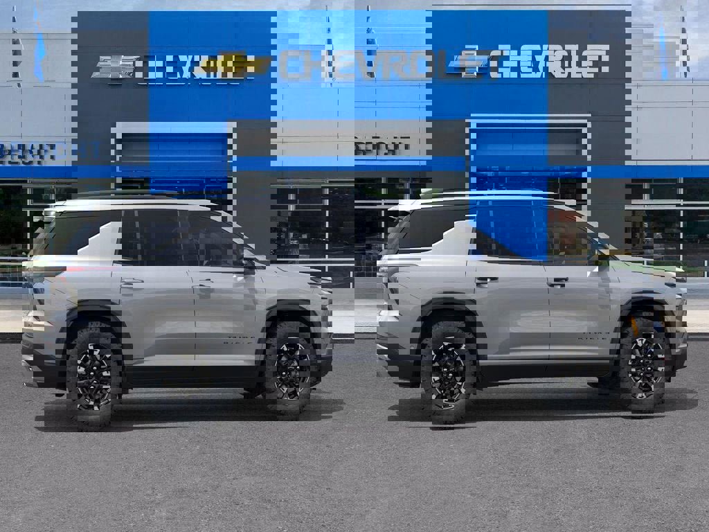 New 2026 Chevrolet Traverse Z71 w/ Enhanced Driving Package image 5