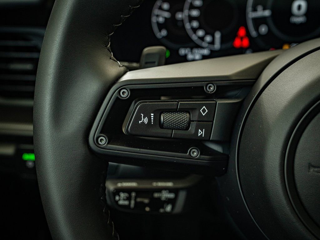 New 2026 Porsche 911 Carrera 4S image 43