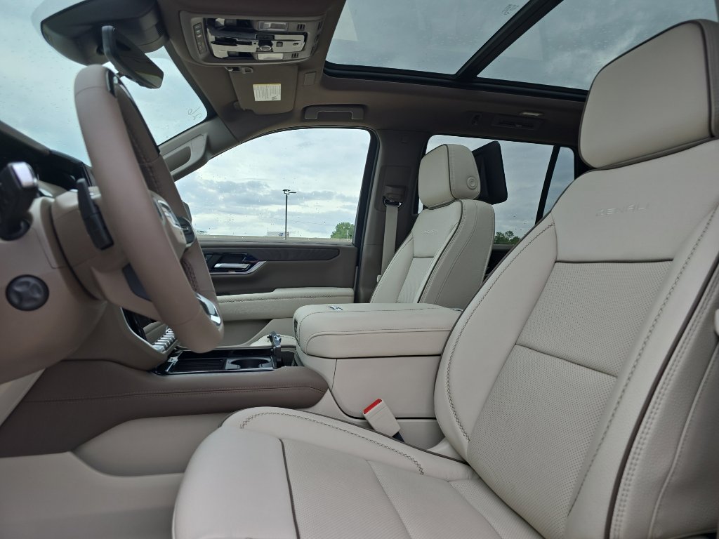 New 2026 GMC Yukon Denali w/ Denali Reserve Package RWD image 22