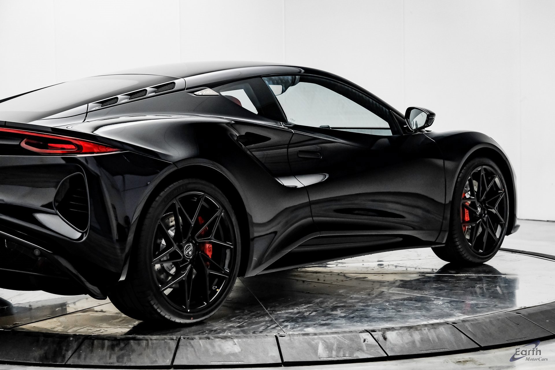 New 2026 Lotus Emira SE image 18