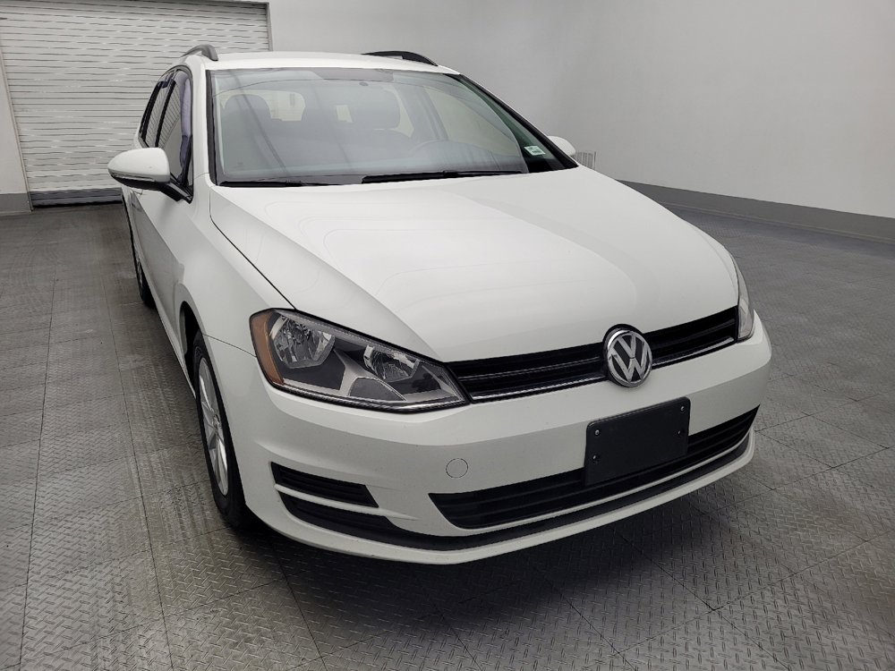 Used 2016 Volkswagen Golf S image 14