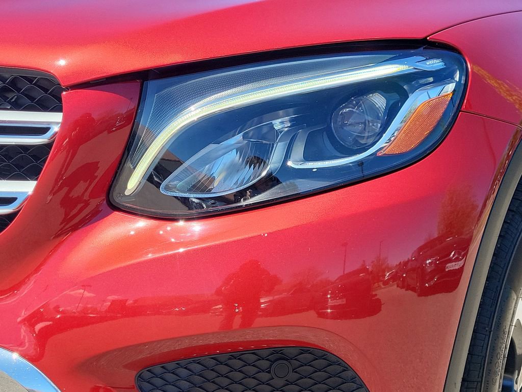 Used 2019 Mercedes-Benz GLC 300 4MATIC image 8