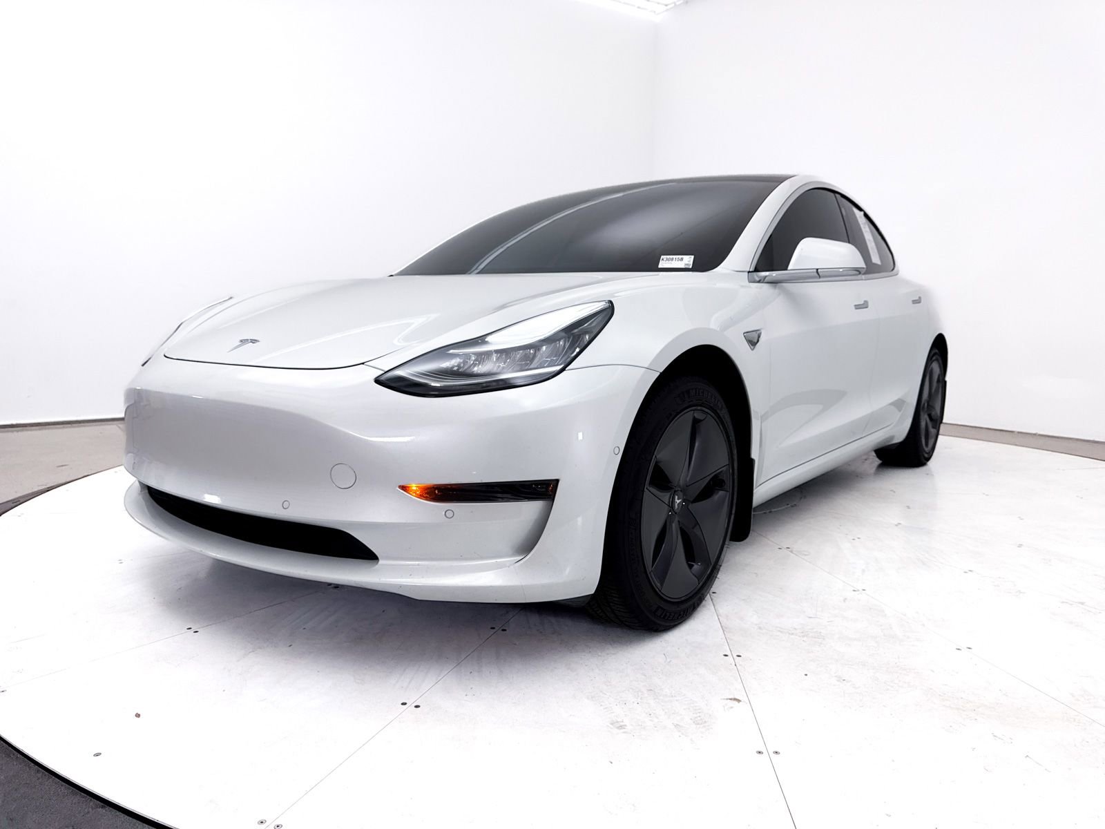 Used 2020 Tesla Model 3 Standard Range Plus RWD image 14