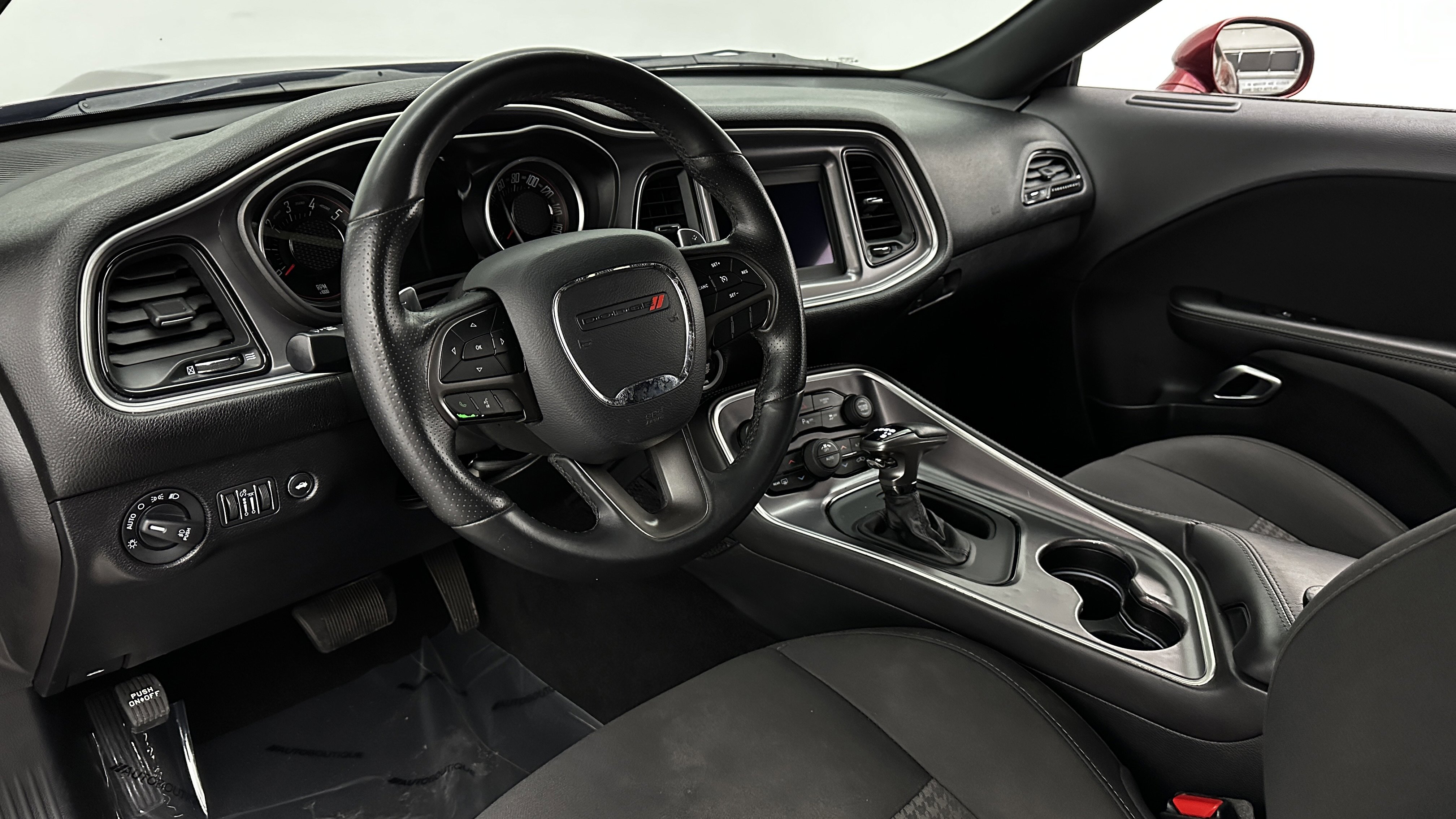 Used 2019 Dodge Challenger GT image 8